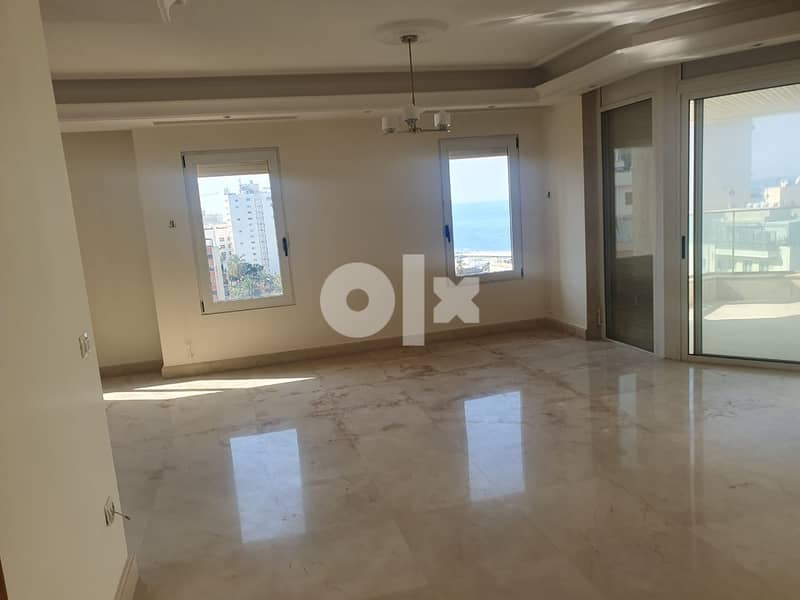 L11120-Furnished Apartment for Sale in Ain al-Mraiseh with Sea View 1
