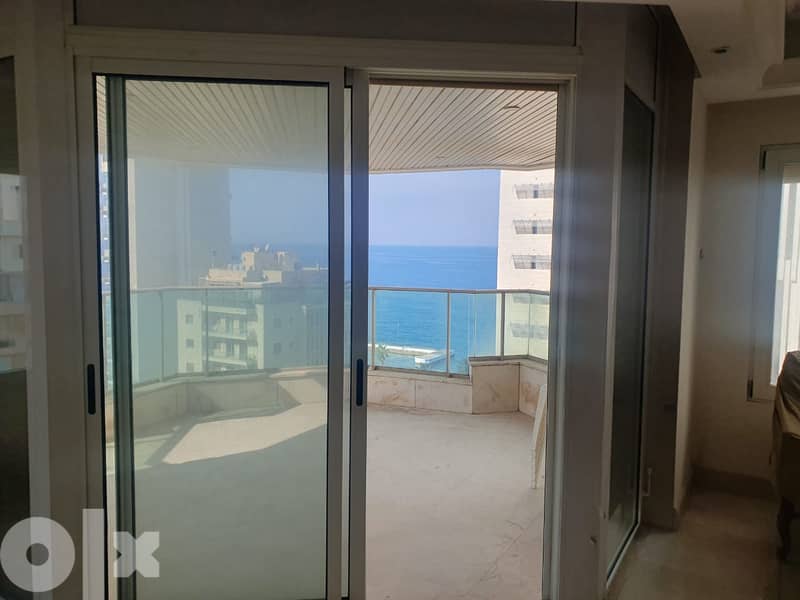 L11120-Furnished Apartment for Sale in Ain al-Mraiseh with Sea View 3