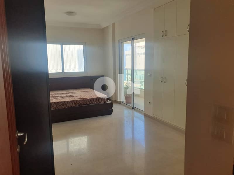 L11120-Furnished Apartment for Sale in Ain al-Mraiseh with Sea View 6