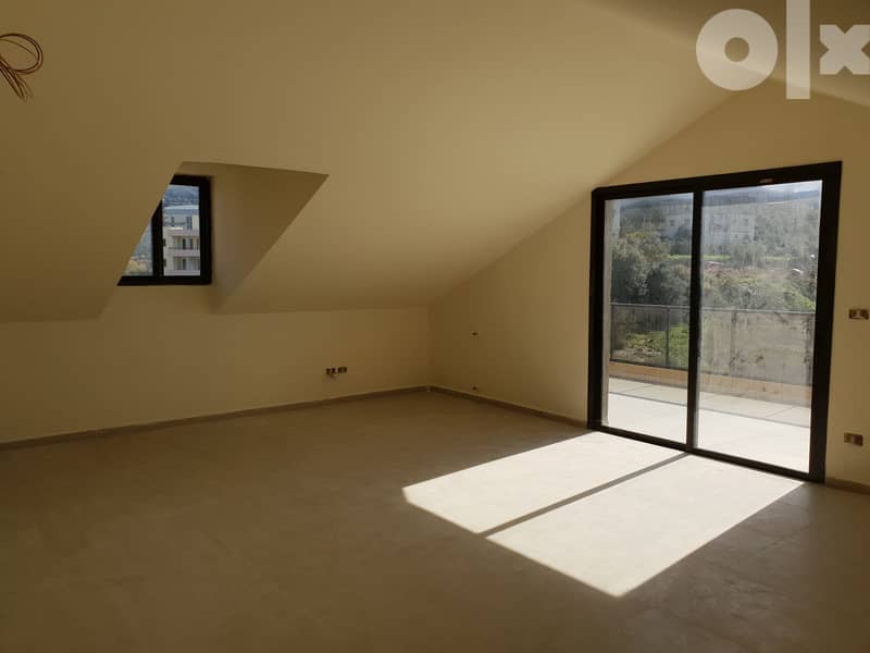 L11125-Duplex for Sale in Jbeil with Beautiful View 2