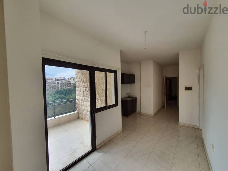 28 Sqm | Office For Rent In Dbayeh 1