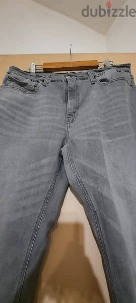 Levi strauss grey jeans. size w36 l30 1