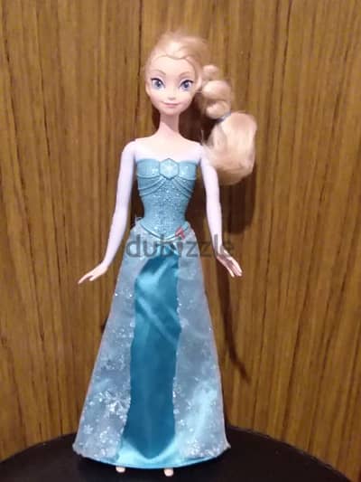 QUEEN ELSA FROZEN SINGING GREAT Mattel doll Sings in LANGUAGUES