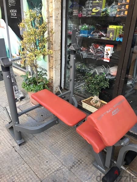 bench olympic adjustable and for squat also heavy duty best quality 3