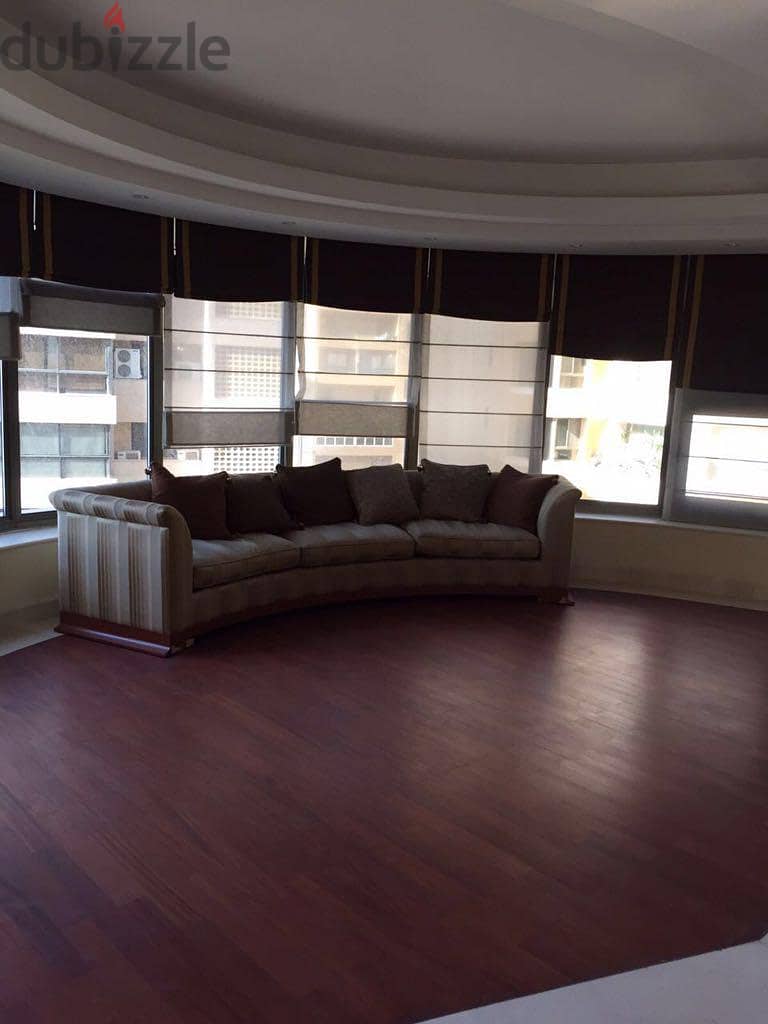 Luxurious Apartment for rent in Ramlet El Baida with view 5