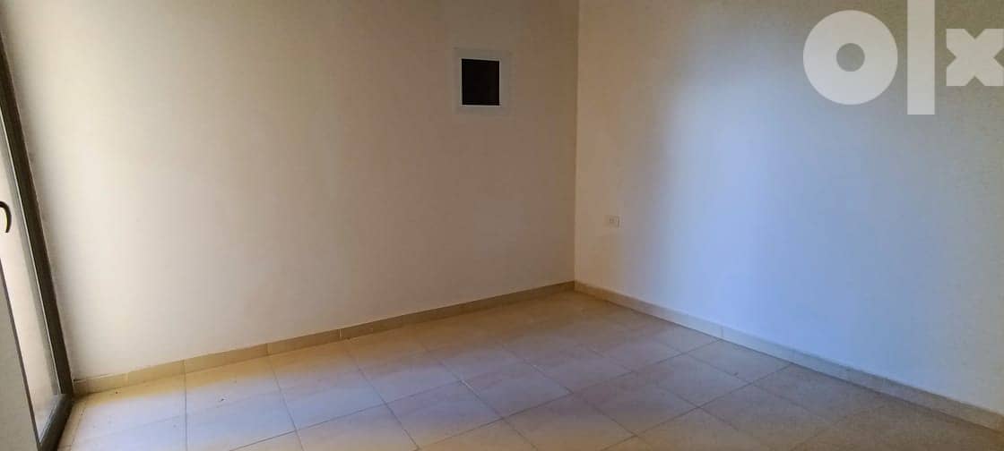 L11163- Brand New Apartment for Sale in Bouar with Sea View 1