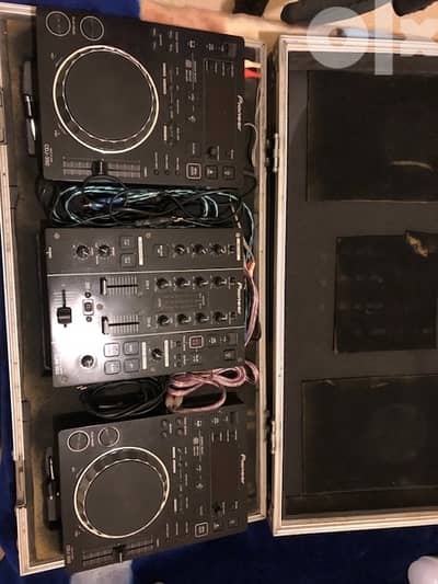 Pioneer Cdj 350 with case