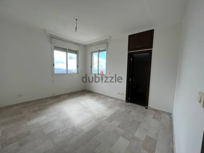 L11156- Apartment for Sale in Adma with an Amazing View 3