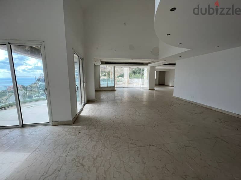 L11156- Apartment for Sale in Adma with an Amazing View 4