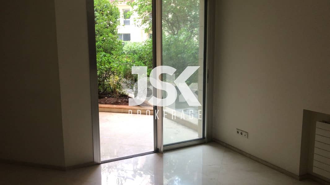 L11170-Furnished 1-Bedroom Apartment with Terrace for Rent in Downtown 1