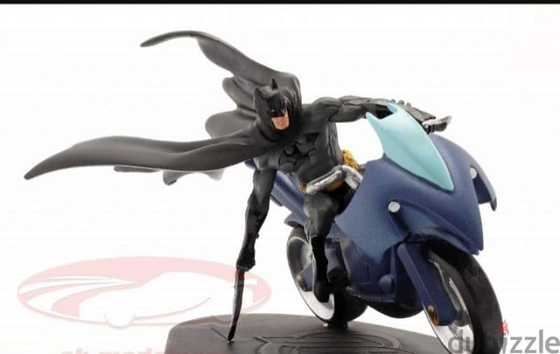 Batman & Batcycle diecast model 1:21. 4