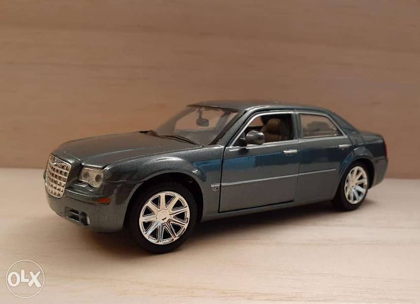 Chrysler 300C diecast car model 1:24 1
