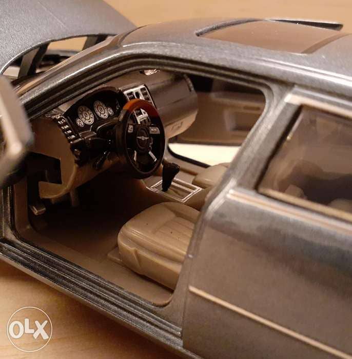 Chrysler 300C diecast car model 1:24 6