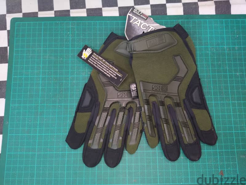 511 Armoured Gloves 4