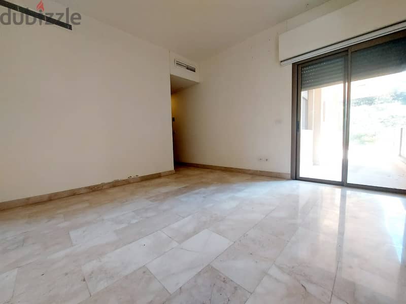 RA23-1566 Apartment in Beirut,Rawche, is now for rent,200 m,$1300 cash 6