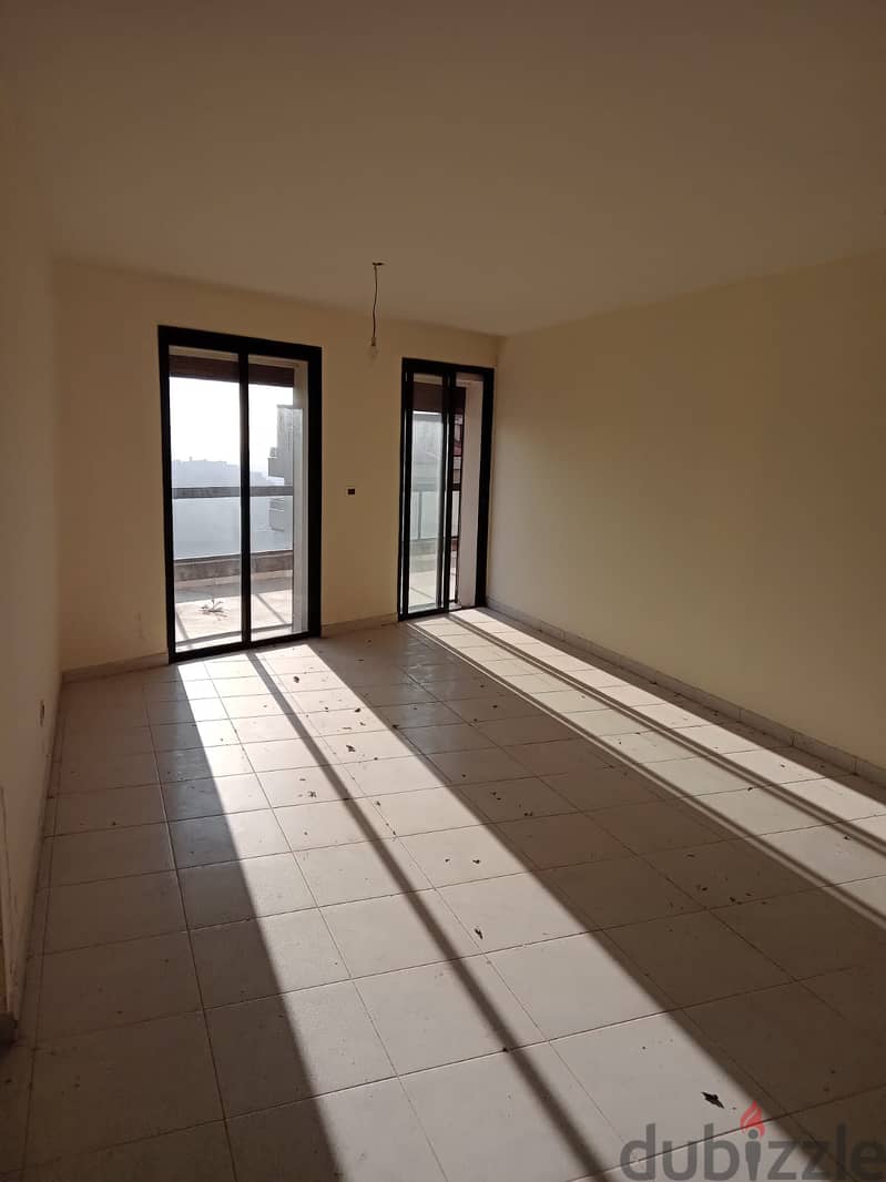 Apartment for sale in Rabieh شقة على طراز مفتوح للبيع في الرابية 2