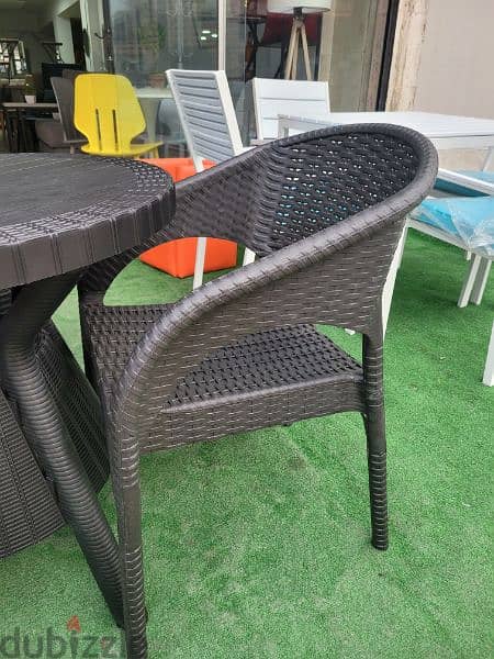 Table + 2 Chairs Rattan 2