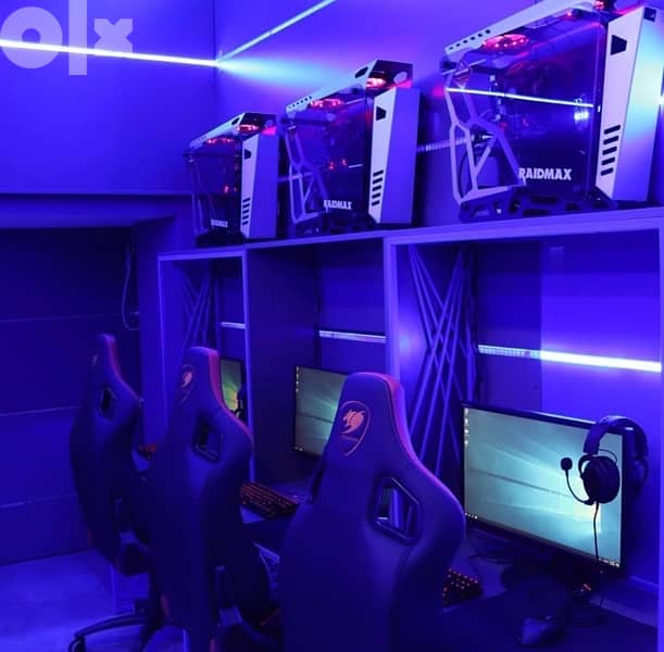 Gaming Lounge for sale PC, Gaming, keyboard, mouse, monitors, RTX 3060 3