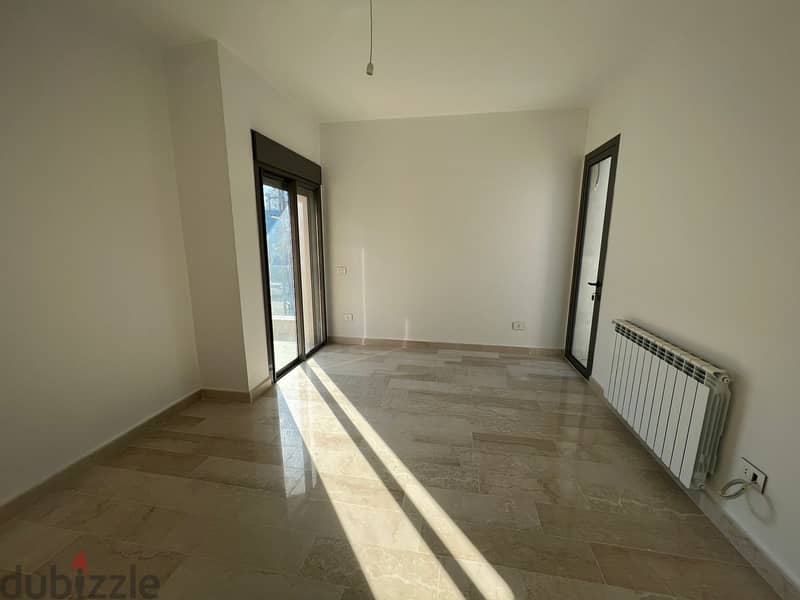L11247- Deluxe 250 SQM Apartment For Rent in Adma 1