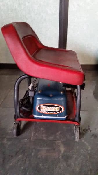 garage chair made in usa electric 110/220 with light +under wheels 3