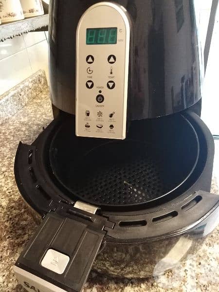 Air fryer like new 0