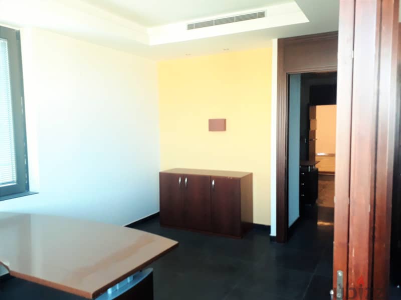 RWK156EG - Office For Rent In Kaslik - مكتب للإيجار في الكسليك 4