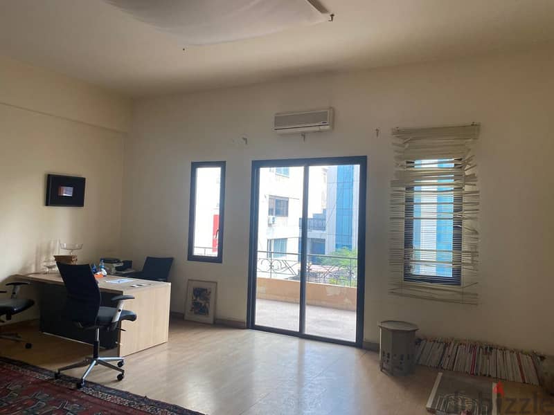 L11289-Apartment/Office For Rent in Sodeco, Achrafieh 1