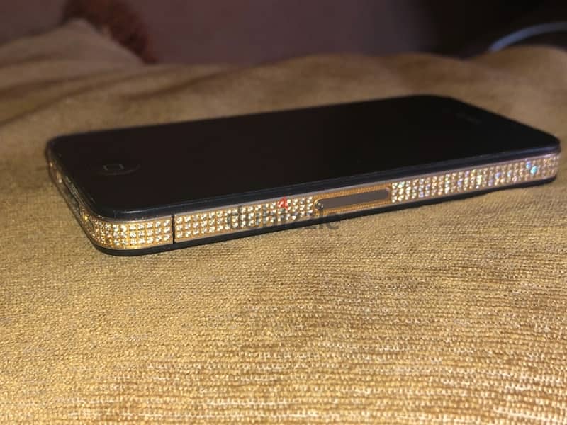 iPhone 4 with Gold plated  limited edition phone for business man  God 2