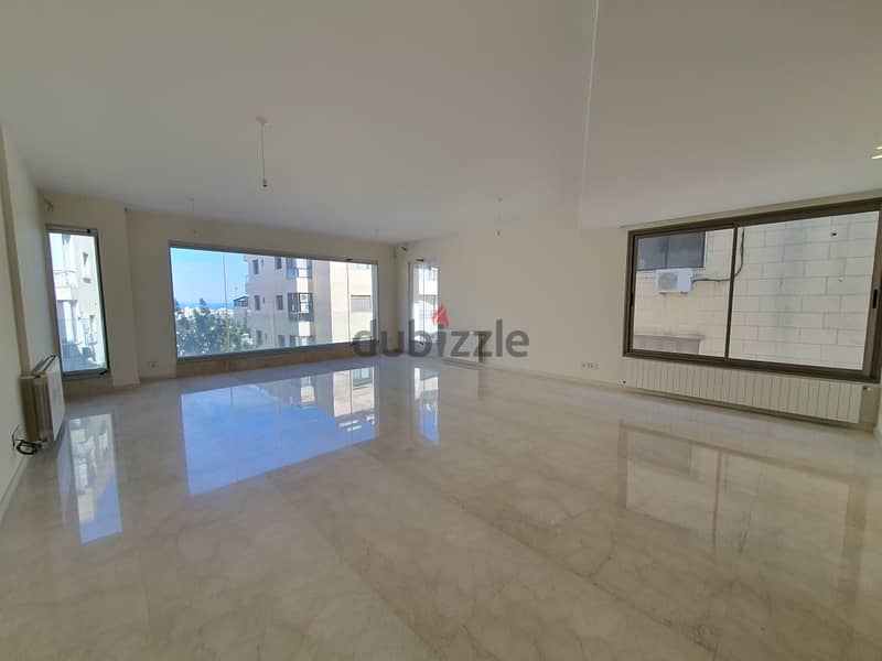 Decorated 230 m2 apartment + open mountain / sea view for rent 5