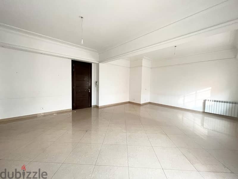 Spacious Apartment with Balcony - Open View 0
