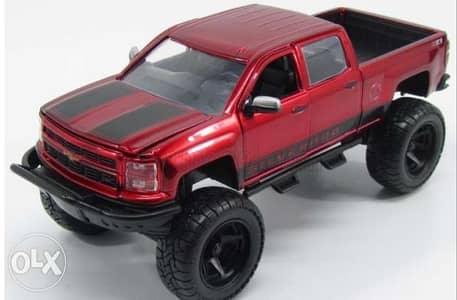 '14 Chevy Silverado diecast car model 1:24