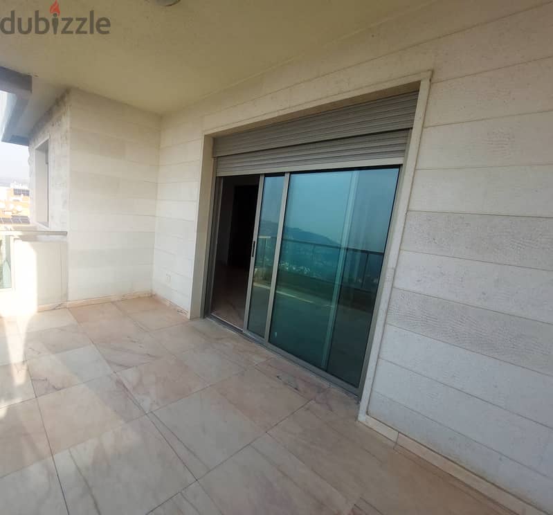 185 SQM Apartment in Ain Aar with Sea and Mountain View 9