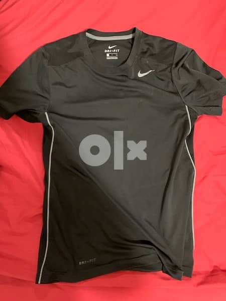 NIKE dri-fit authentic black t shirt Size S (slim fit) 0