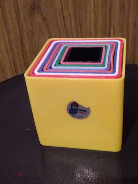 ASSEMBLING CUBES by syze Child great plastic colored squares boxes toy 5