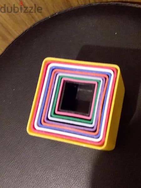 ASSEMBLING CUBES by syze Child great plastic colored squares boxes toy 0
