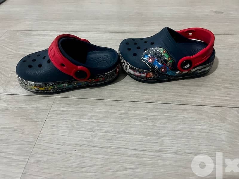 crocs kids shoes 2