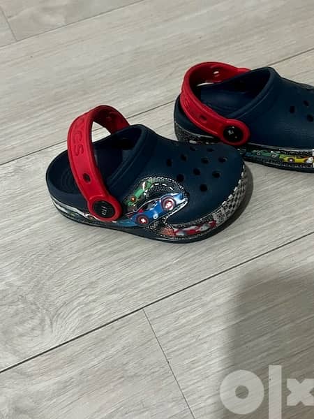 crocs kids shoes 3