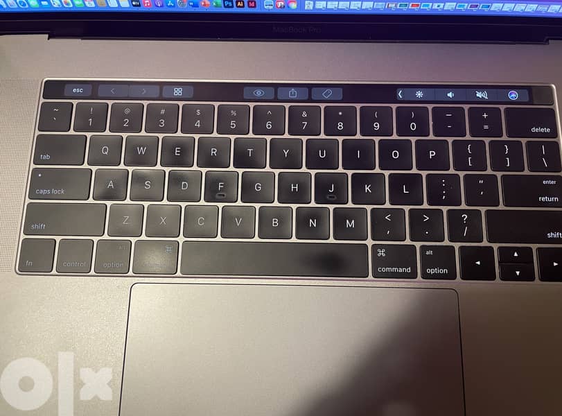 Macbook pro 2016 touch Bar 8