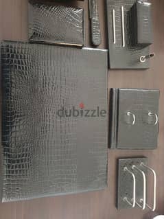 true leather set for office table