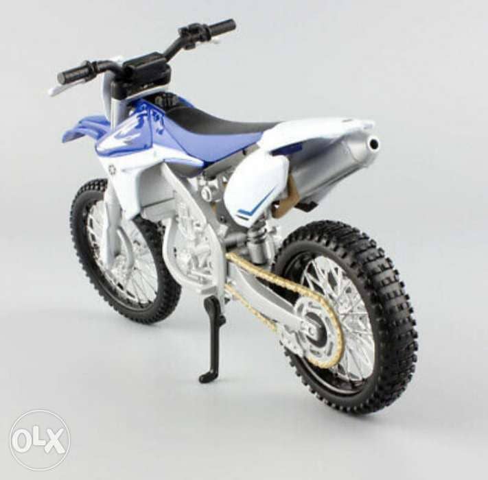 Yamaha YZ450F diecast motorcycle model 1:12. 2