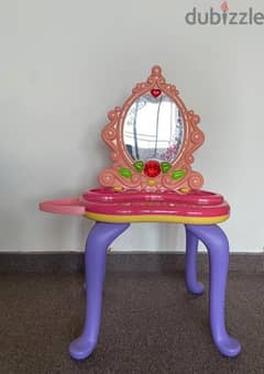 kid’s beauty dressing table