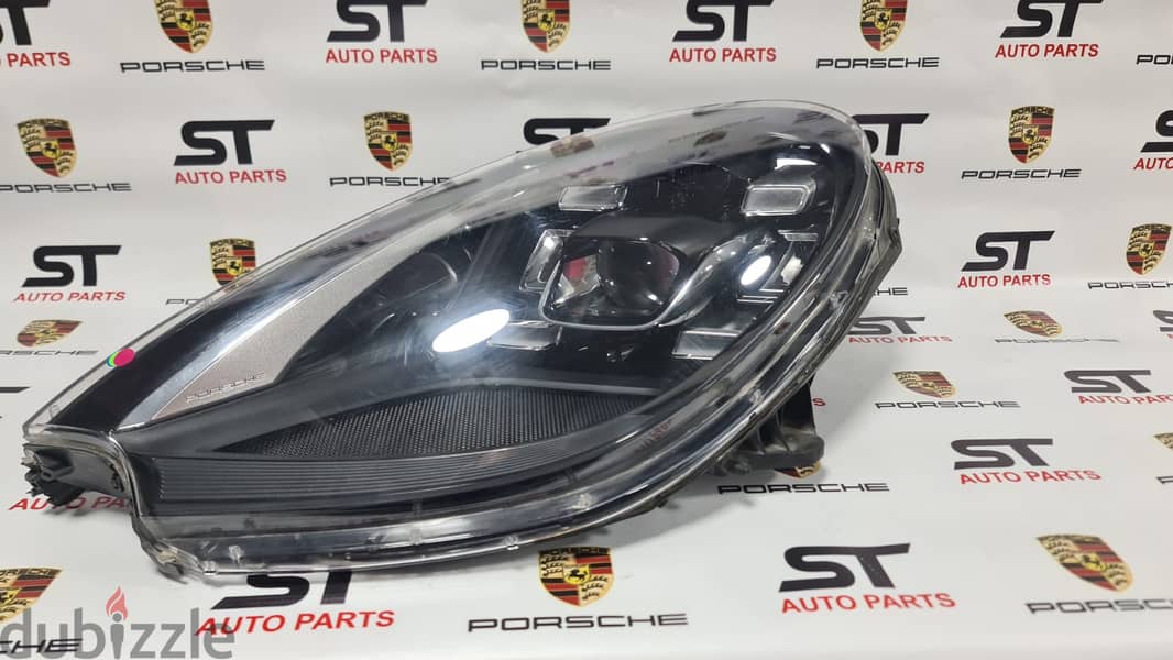 Porsche 95B Macan GTS HEADLIGHT  FULL LED 1