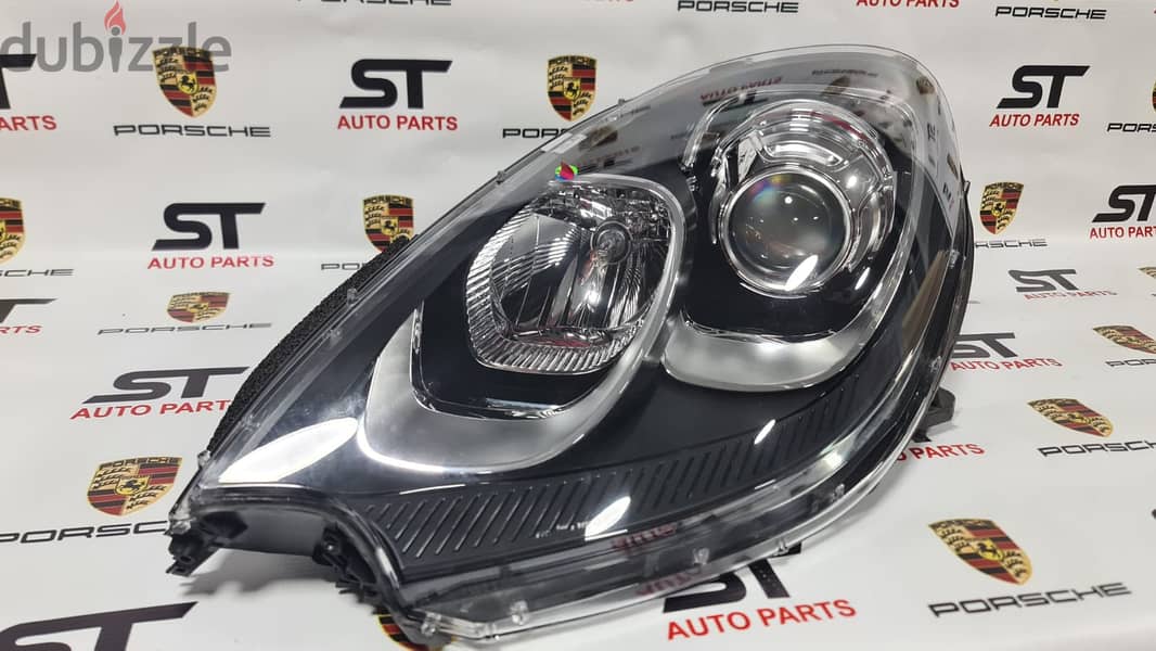 Porsche Macan 2015 headlight headlamp 1