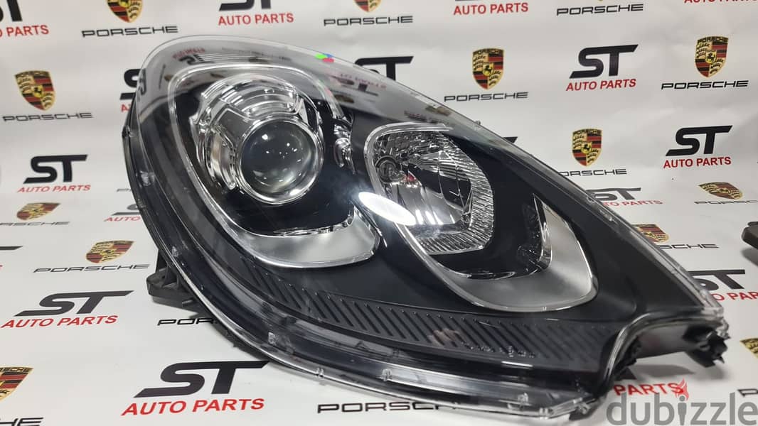 Porsche Macan 2015 headlight headlamp 4