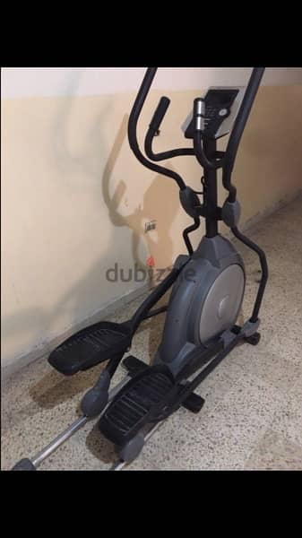 spirit elliptical for home and gym used like new 70/443573 RODGE 3