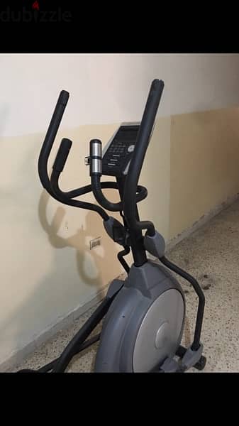 spirit elliptical for home and gym used like new 70/443573 RODGE 7