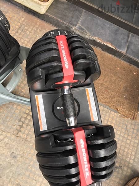 bowflex original like new with stand we have also all sports equipment 6