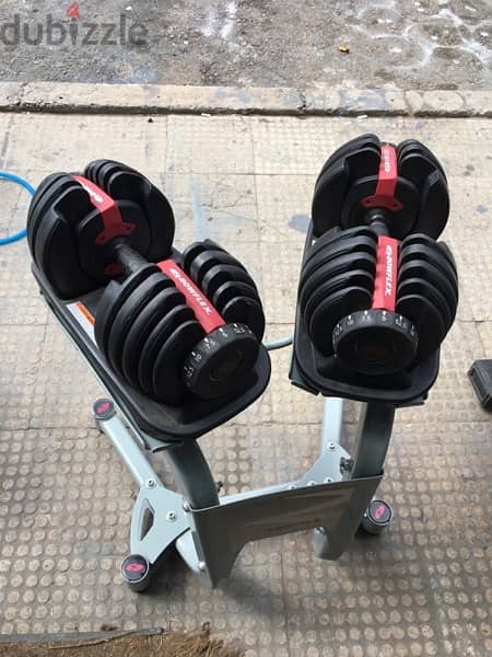 bowflex original like new with stand we have also all sports equipment 7