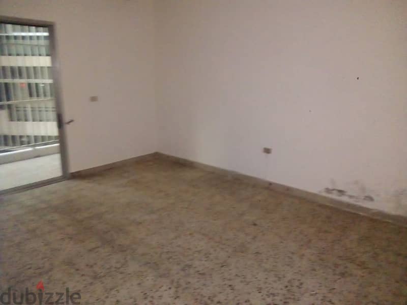 215 Sqm | Apartment For Rent In Rawche 4