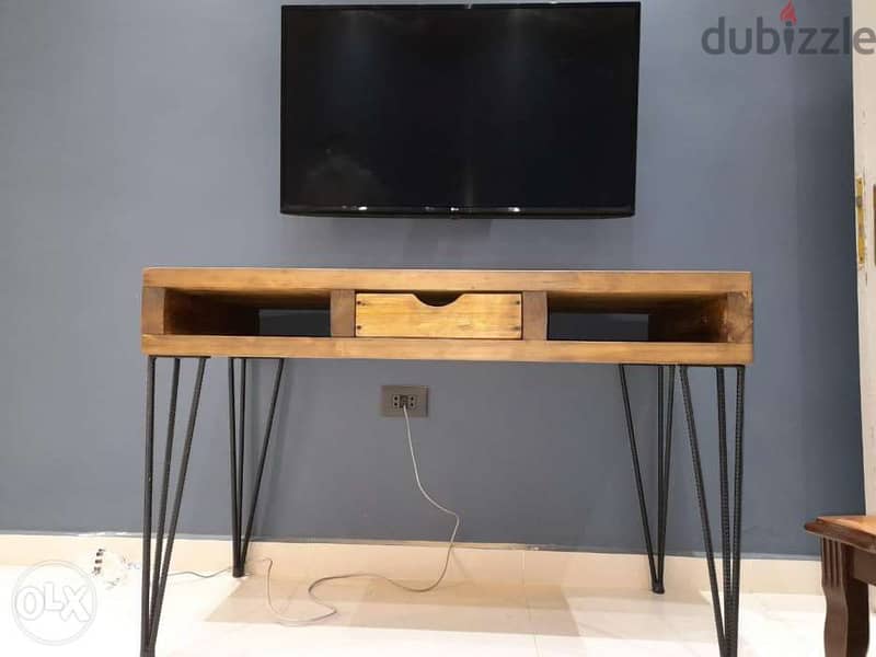 Tv unit wood creative stand ستاند تلفزيون خشب 1